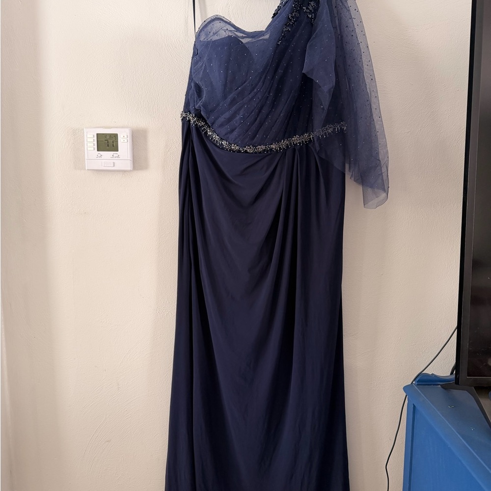 Mac Dugga size 16 Elegant Navy Blue One-Shoulder Dress